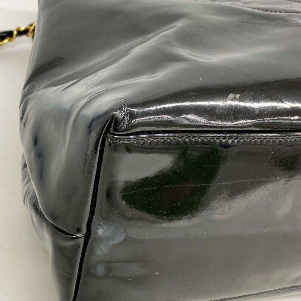 CHANEL Black Leather Shoulder Bag - Picture 9 of 12